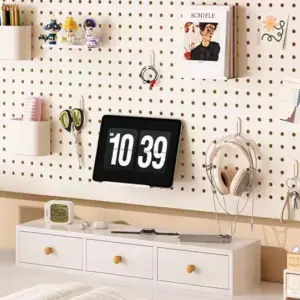 Pegboard DIY แผ่นวางของติดผนัง